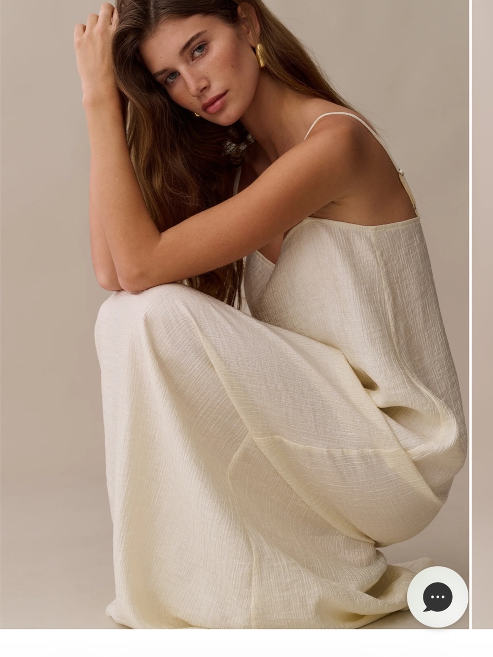 Few Moda OPT Wilhelmina column Dress in Cream. - Picture 4 of 9